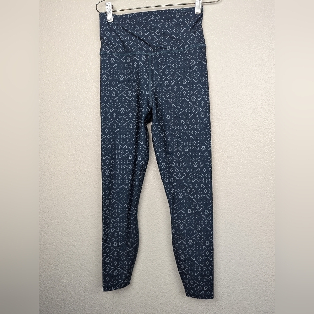 NWOT Spiritual Gangster leggings